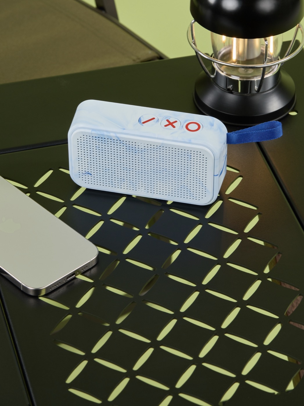 Ocean Plastic Bluetooth Speaker white-blue